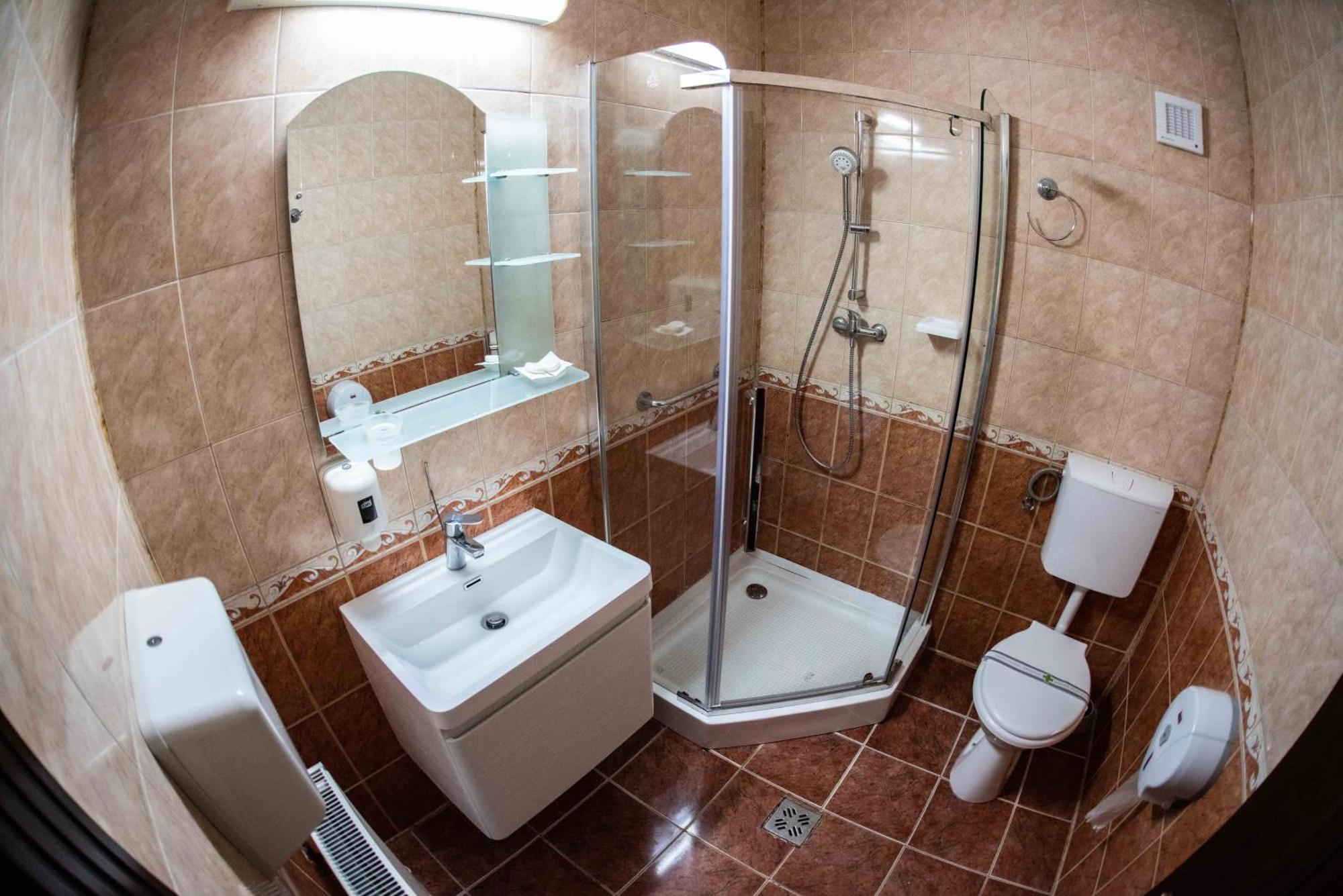 Hotel Trei Brazi Băile Olăneşti Dış mekan fotoğraf
