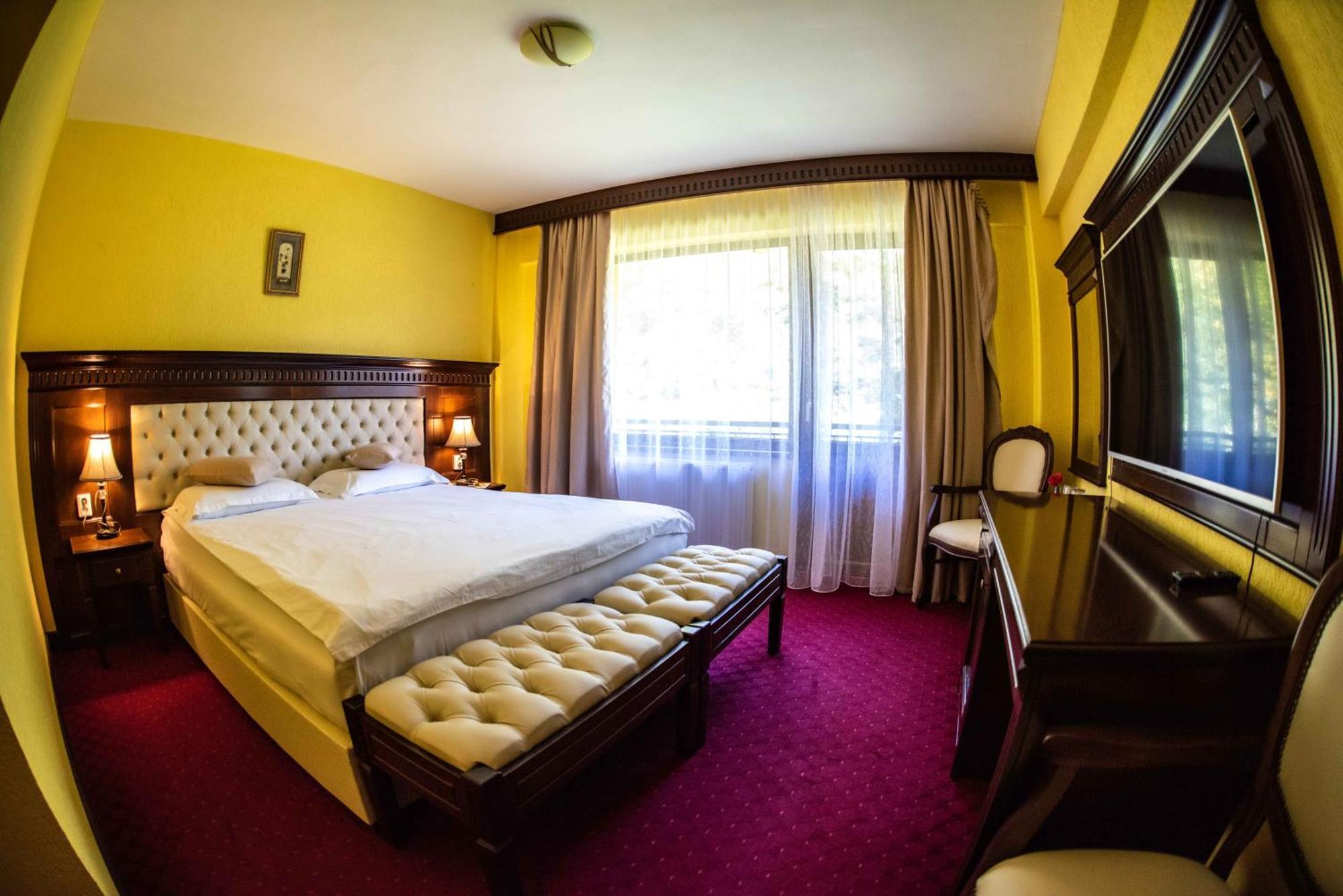 Hotel Trei Brazi Băile Olăneşti Dış mekan fotoğraf