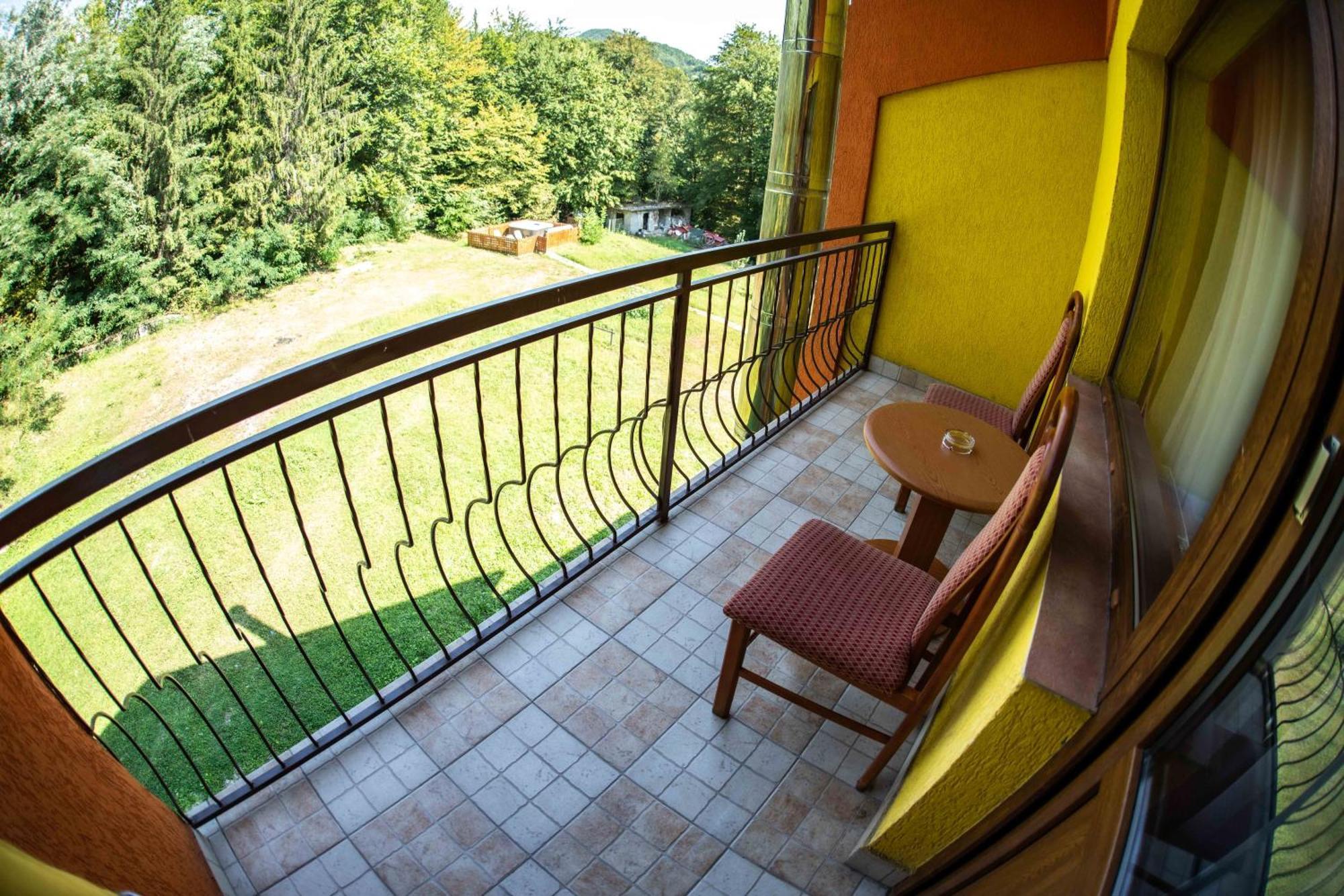 Hotel Trei Brazi Băile Olăneşti Dış mekan fotoğraf